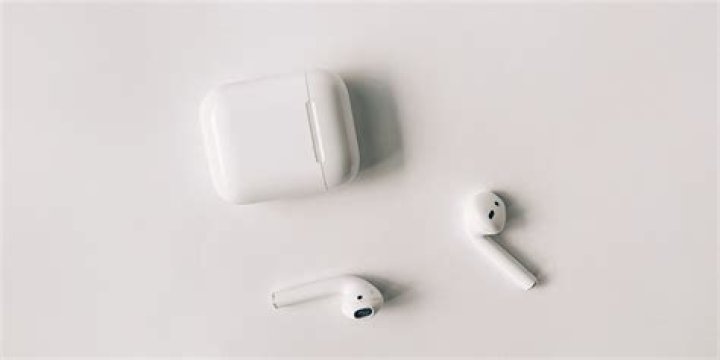 4 Cool New AirPods Features Coming With iOS 15