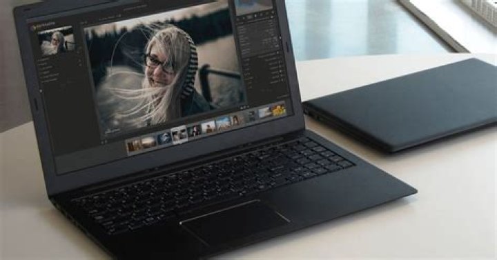 6 Reasons Why Linux Phones and Laptops Aren’t Cheap