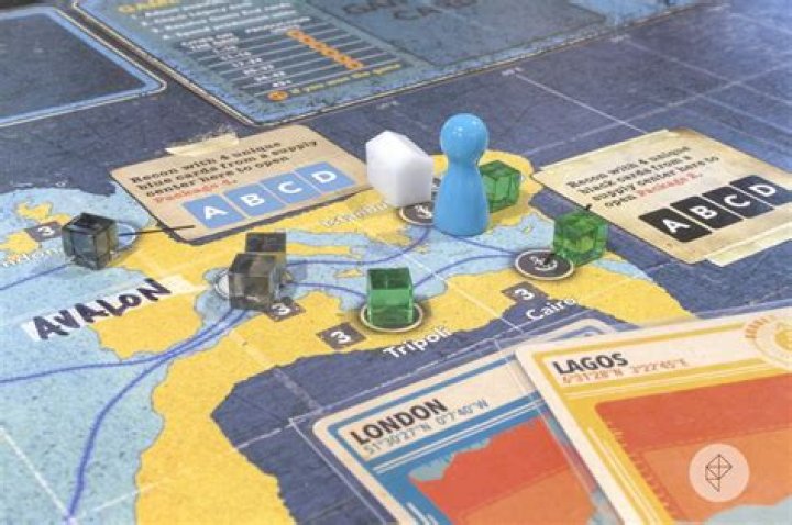 A sneak peek at Pandemic Legacy: Season 2
