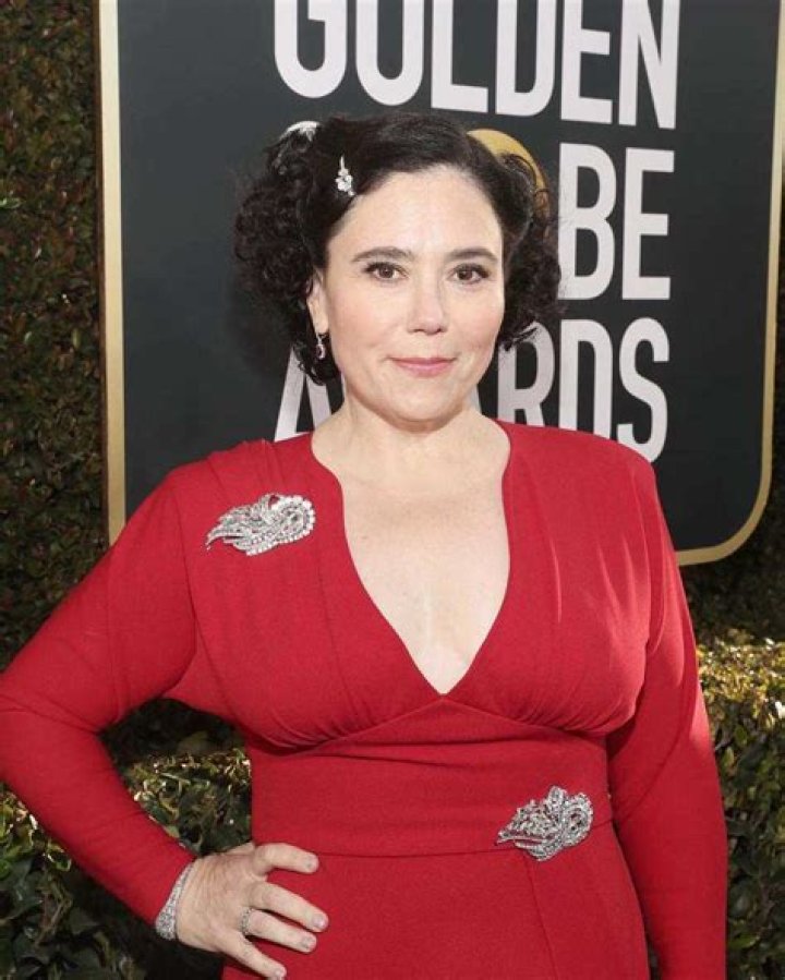 All About Alex Borstein’s Height, Weight Loss, And Net Worth