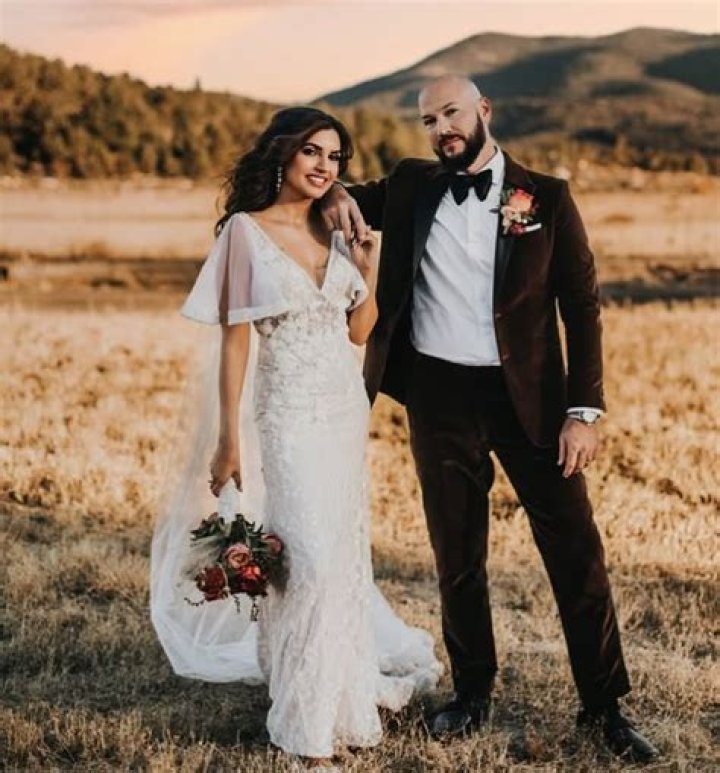 Amanda Salas Wikipedia, Age, Married, Biography, Height, Husband