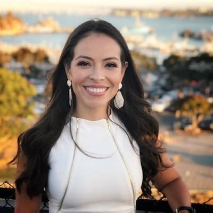 Angelica Campos Bio, Age, Wiki, Married【 Husband 】Baby, Wikipedia