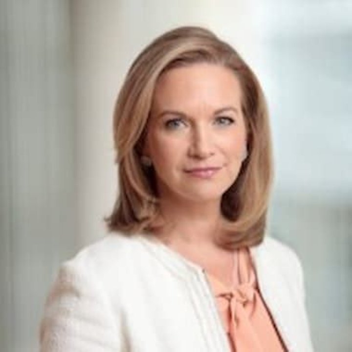 Anna Edwards Bio, Age, Height, Husband, Salary, Net Worth, Bloomberg LP