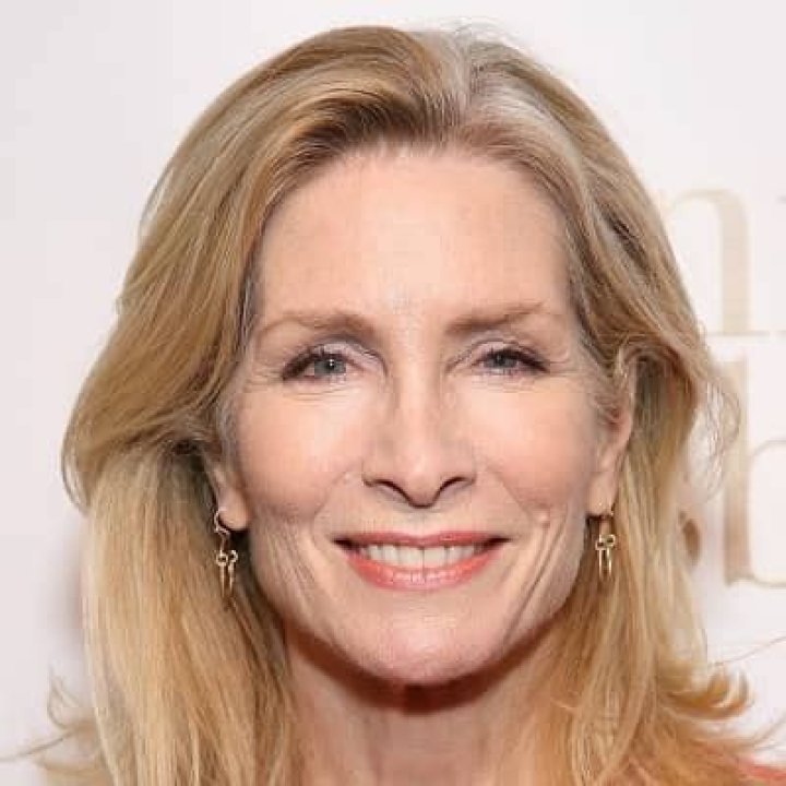 Anna Holbrook - Bio, Age, Net Worth, Height, Nationality, Facts