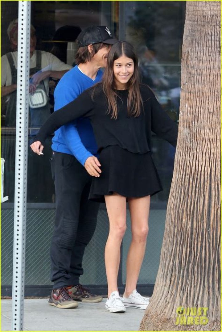 Anthony Kiedis And His Girlfriend Jamie: A Deep Dive Into Their Relationship
