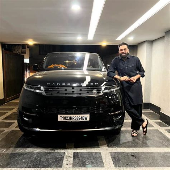 Anubhav Singh Bassi Car Collection & Net Worth - 21Motoring