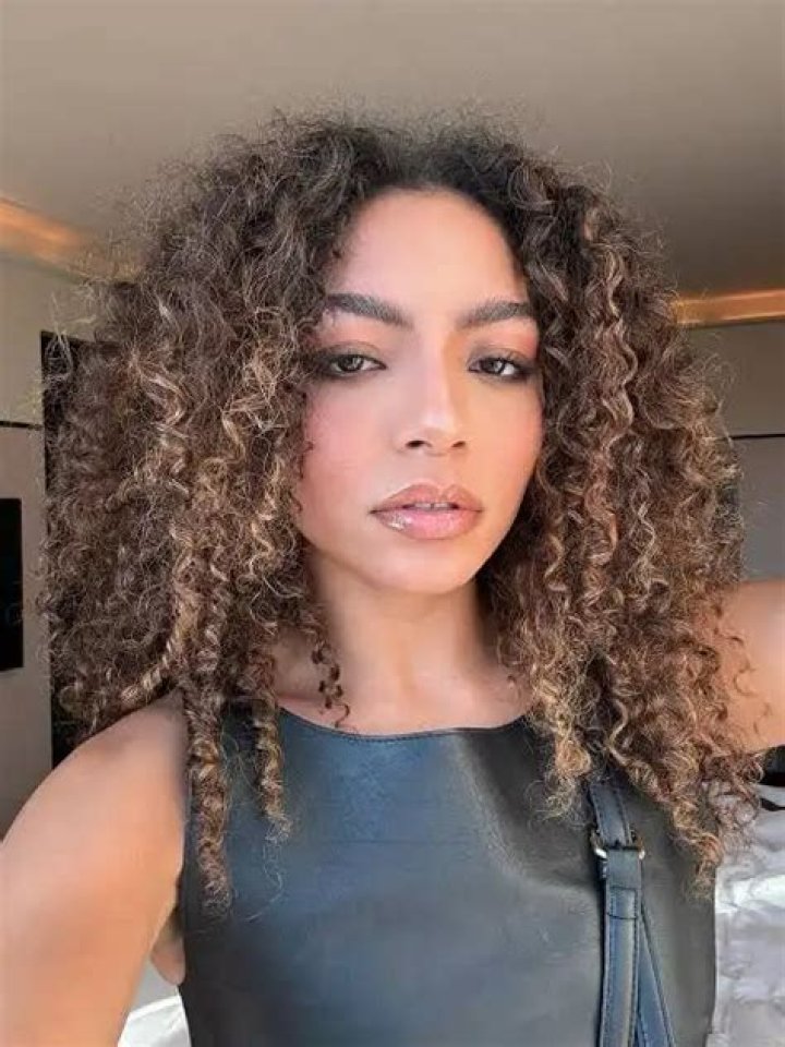 Any Gabrielly - Bio, Age, Net Worth, Height, Married, Nationality, Career