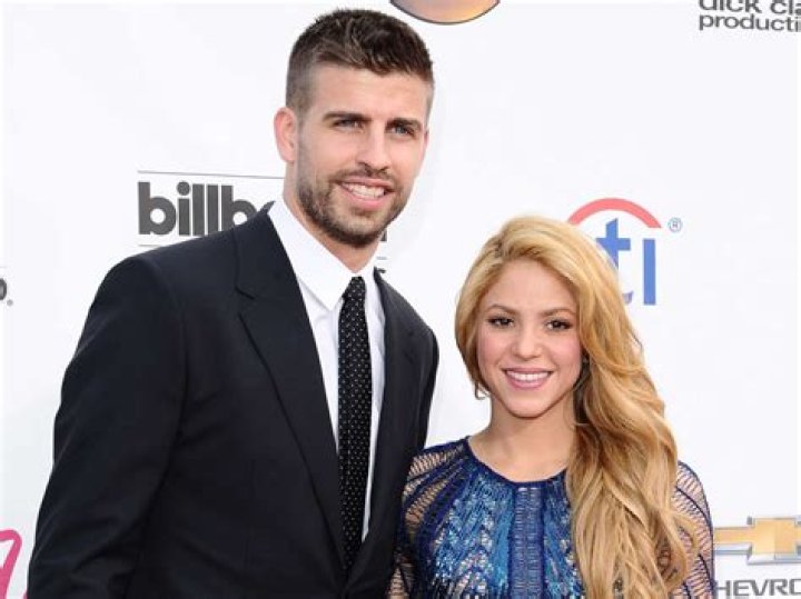 Are Carson Daly and Shakira Dating?