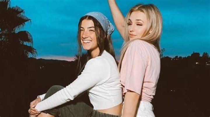 Are Madi and Charli Still Friends? Madi Monroe vs Charli D'Amelio Explained!