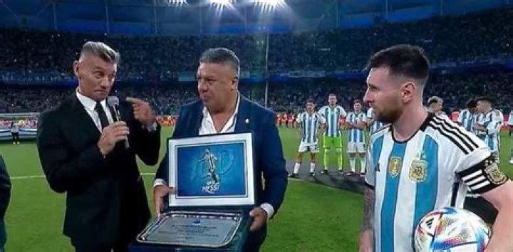 Argentina legend Sergio GOYCOCHEA talks Lionel MESSI, Argentina team