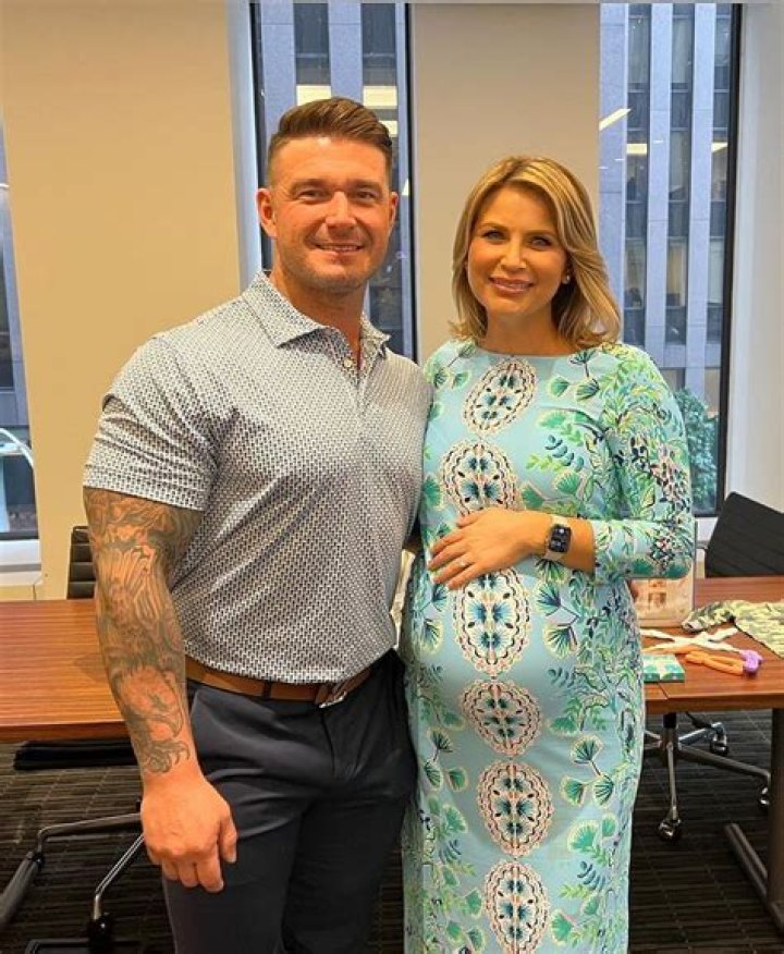 Ashley Strohmier Bio, Age, Height, Parents, Husband, Kids, Salary, Fox News