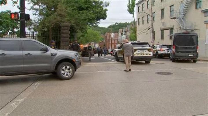 Authorities ID gunman who opened fire on Pittsburgh police during eviction notice