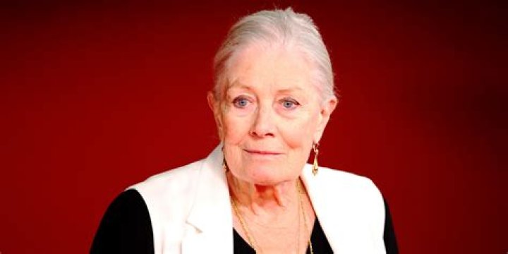 Ava Marie Jean Wayans-Bio, Age, Single, Net Worth, Career, Facts
