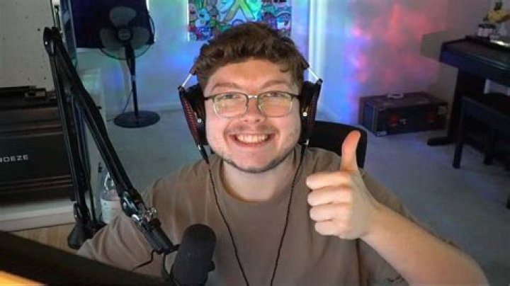 Aydan stunned by TikTok's viral Warzone Kilo loadout: 