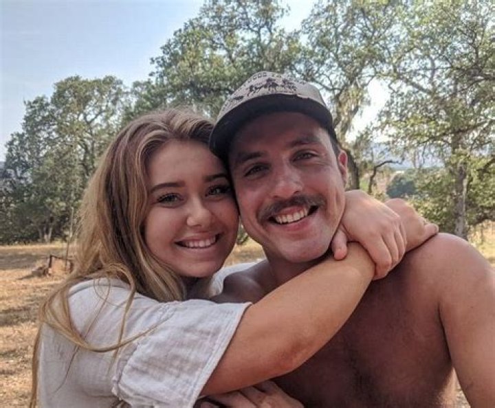 Bella Birlem - Bio, Age, Net Worth, Single, Nationality, Career, Instagram
