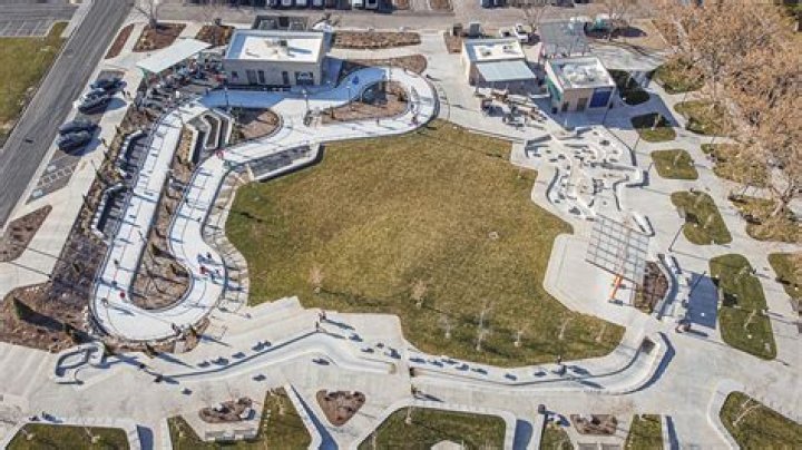 Bountiful Ice Ribbon: 'Lazy River Of Ice'