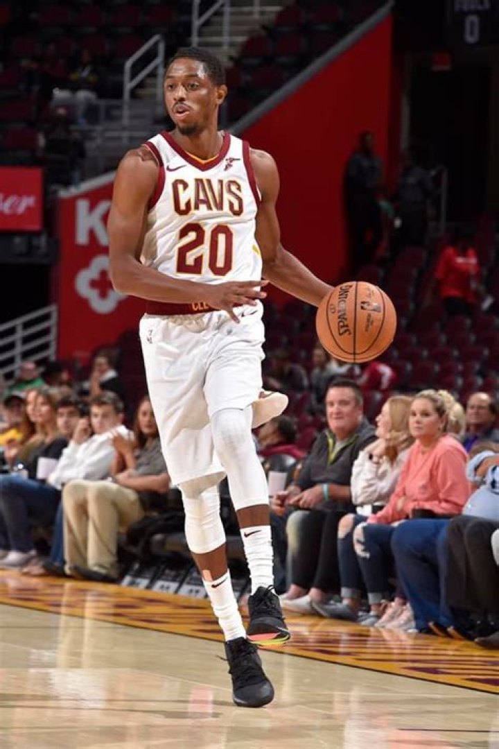 Brandon Knight - Bio, Net Worth, Height