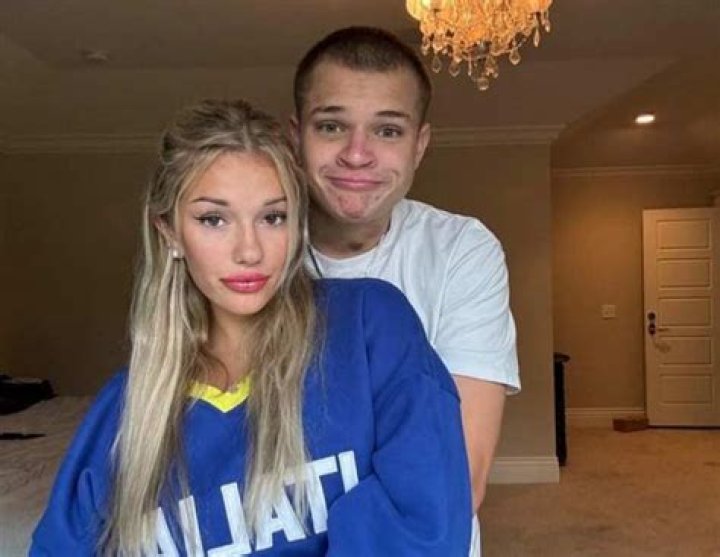 Breckie Hill BF: Who Is She Dating?