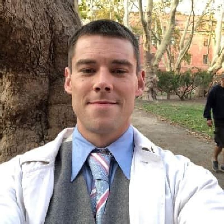 Brian J Smith - Bio, Age, Height, Career, Net Worth, Facts
