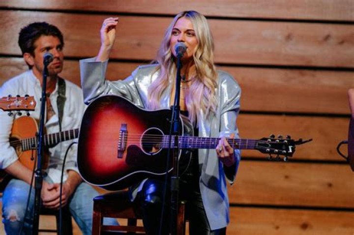 Bruce Springsteen And Alana: A Deep Dive Into Their Dynamic Relationship