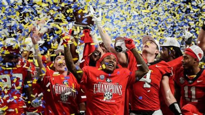 	BULLDOGS SET TO PLAY FOR WCFL CROWN	