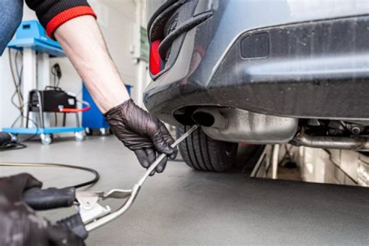 Car emissions test went very wrong for one driver