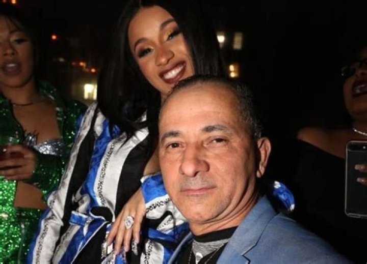 Cardi B Parents: Clara Almanzar, Carlos Alman