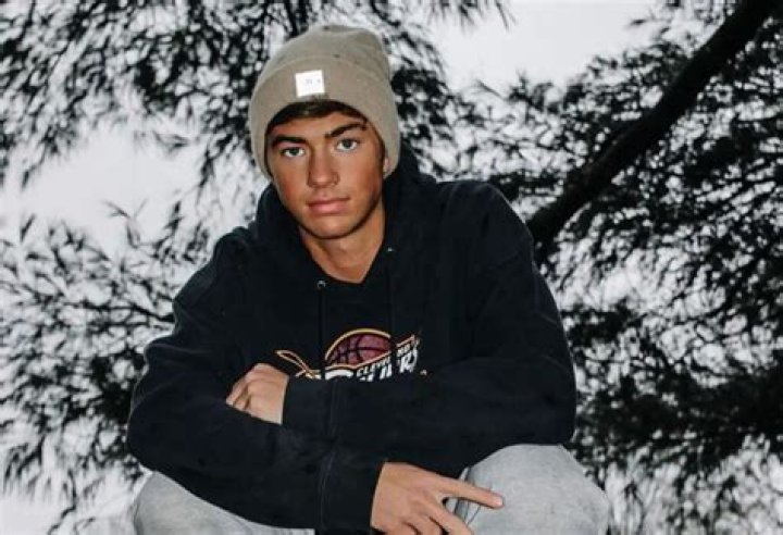 Carew Ellington - Bio, Career, Age, Net Worth, Nationality, Facts