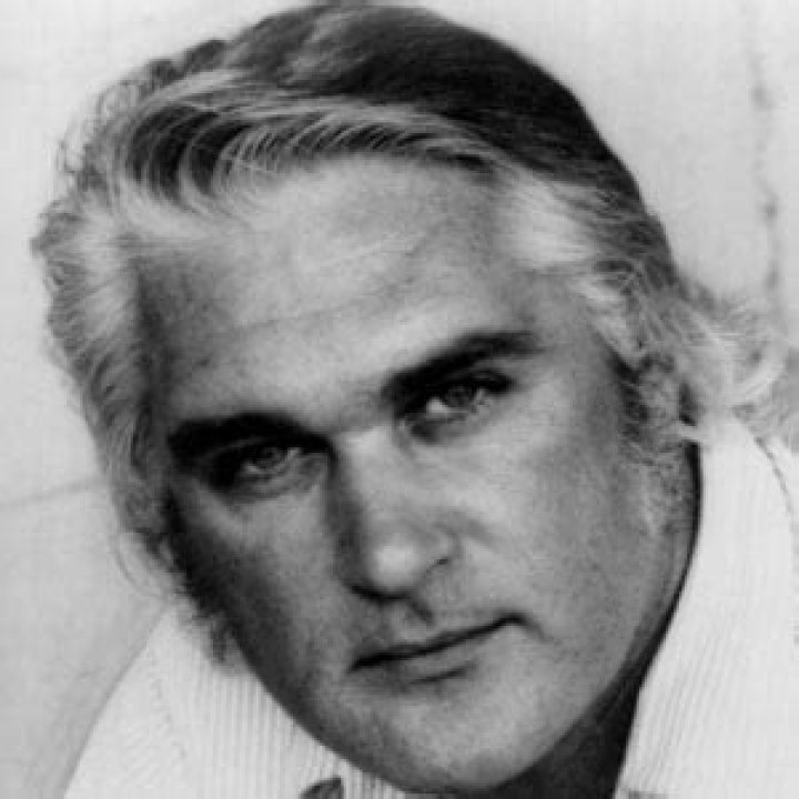 Charlie Rich Net Worth | Bio, Family, Address, Career