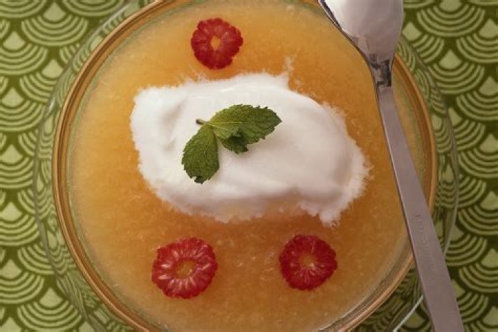 Chilled hami melon soup - recipe