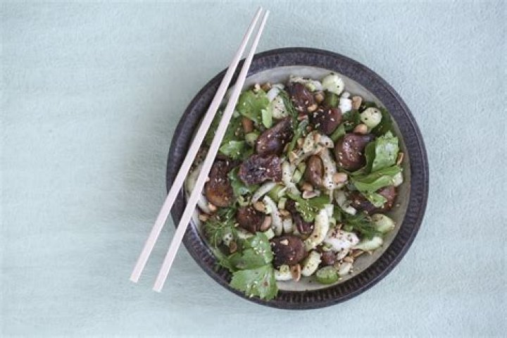 Chinese lamb tongue salad with spicy dressing - recipe