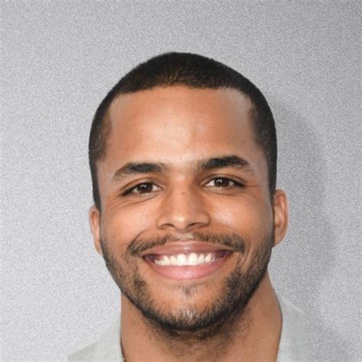 Chris Warren Jr. Biography, Career, Parents, Height, Child, Net worth