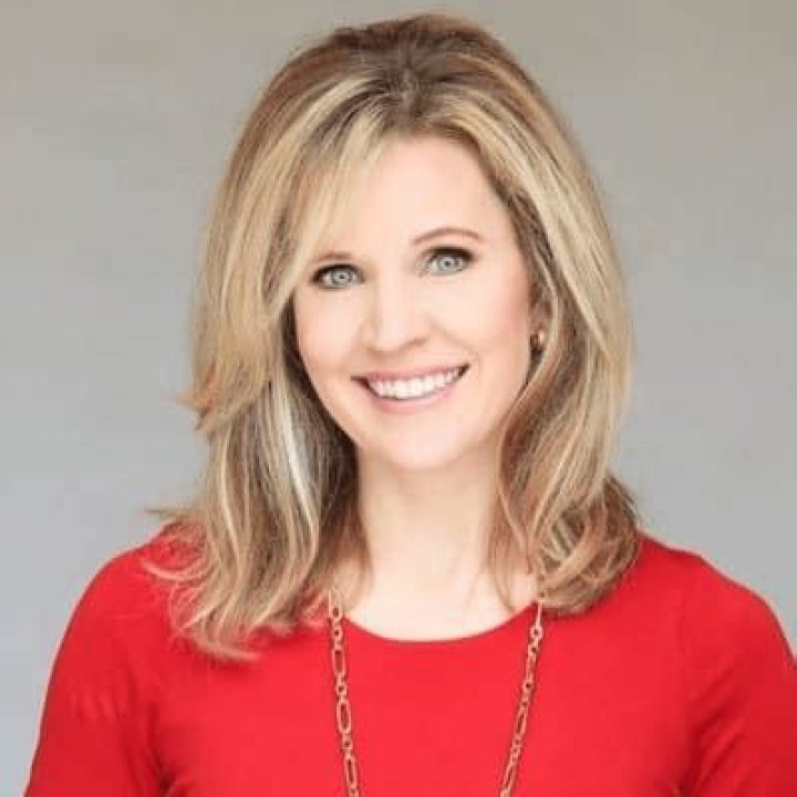 Christy Henderson Bio, Age, Height, Husband, Salary, Net Worth, WSPA