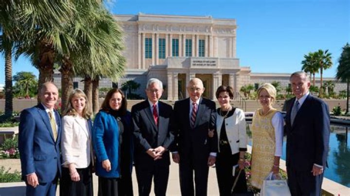 Church leaders rededicate the Mesa Arizona Temple