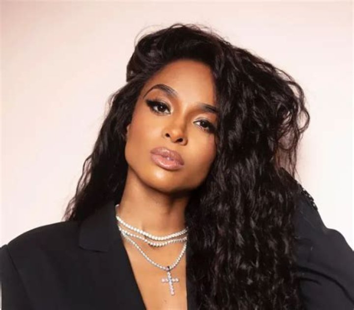 Ciara - Bio, Net Worth, Height