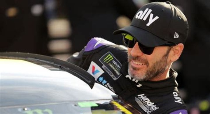 Cliff Daniels named crew chief for Jimmie Johnson | NASCAR