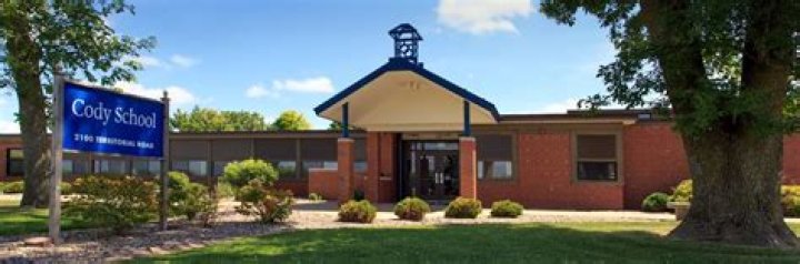 Cody Elementary School - Le Claire