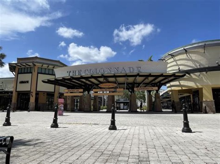 	Crate & Barrel’s Sawgrass outlet closing Jan. 9	