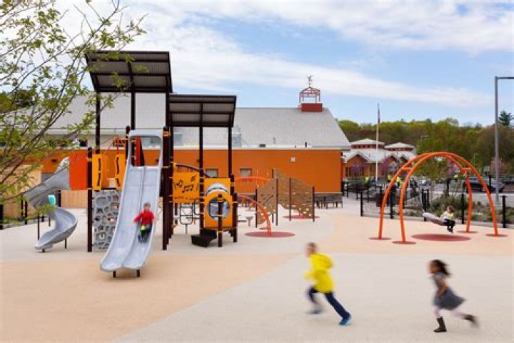Curran Early Childhood Center - Dedham