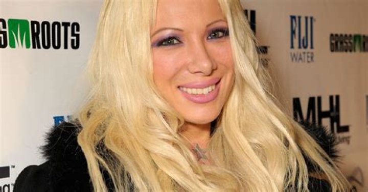 Daisy De La Hoya Net Worth 2024