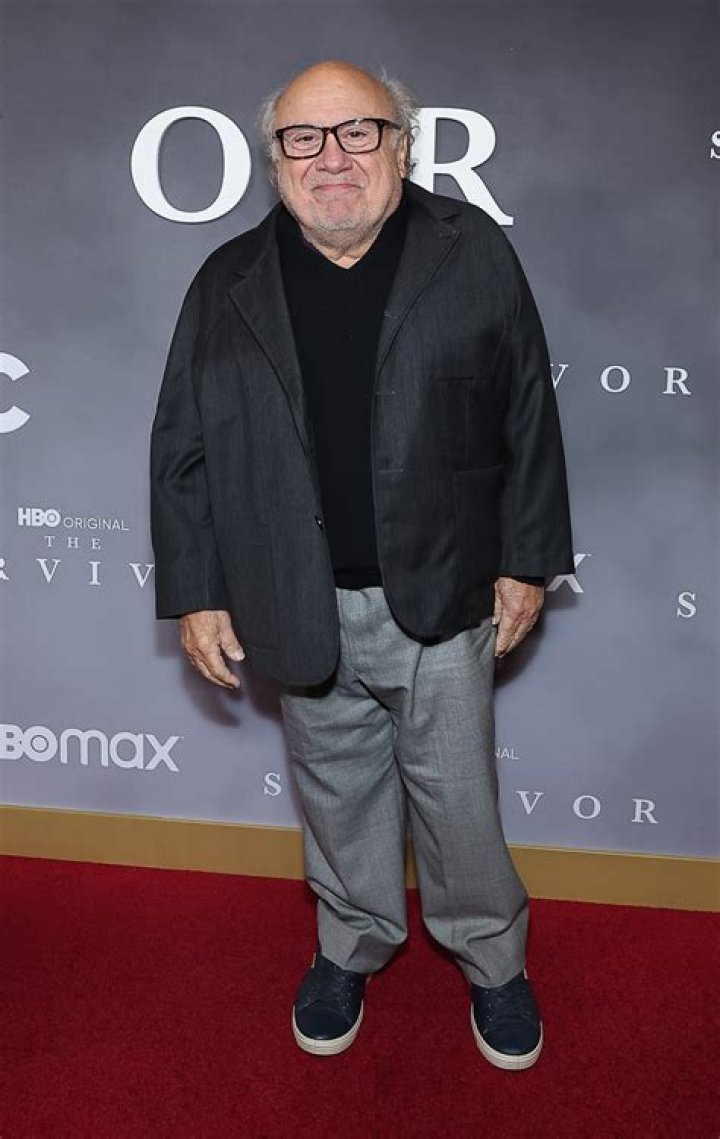 Danny DeVito - Bio, Age, Net Worth, Height, Single, Nationality, Career
