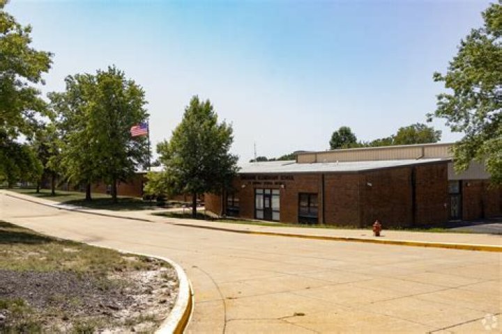 Dardenne Elementary School - O Fallon