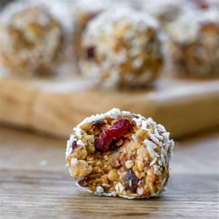Date and Almond Protein Cookies| Recipes