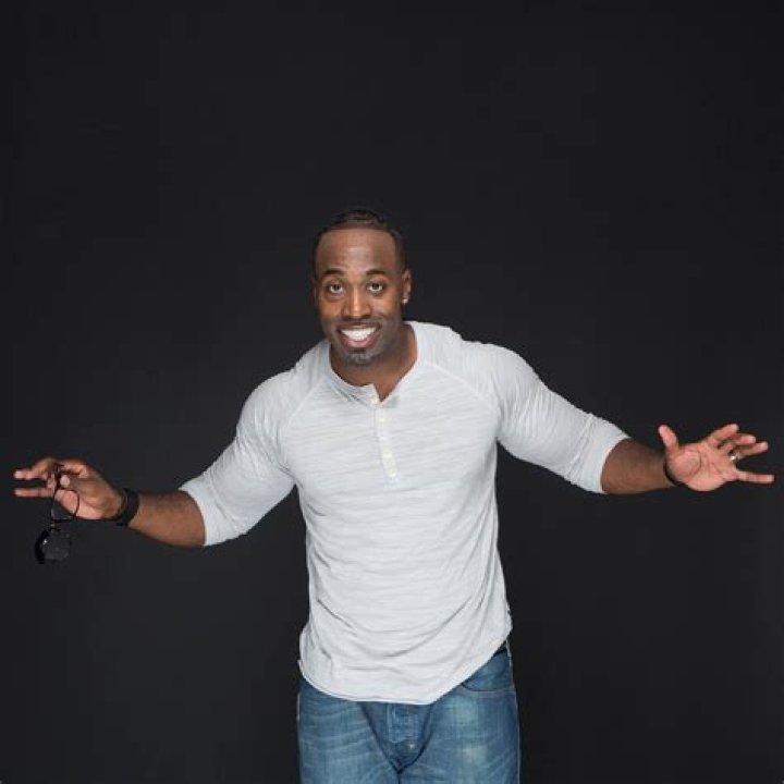 Delvar Dopson Net Worth | Age, Height, Weight, Dating And More