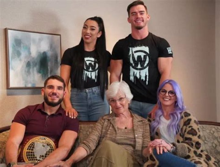 Dexter Lumis: Wiki, Bio, Age, Height, Wife, Family, Net Worth