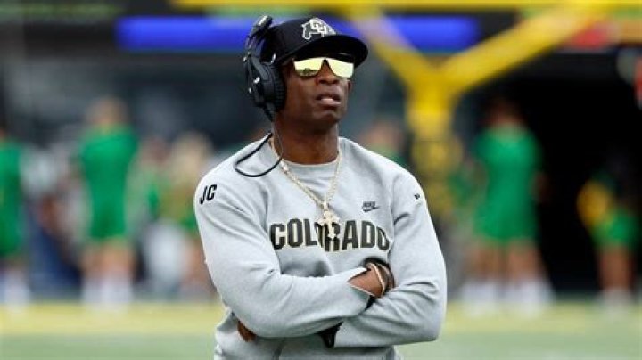 Did Deion Sanders suspend players for anthem kneeling? 