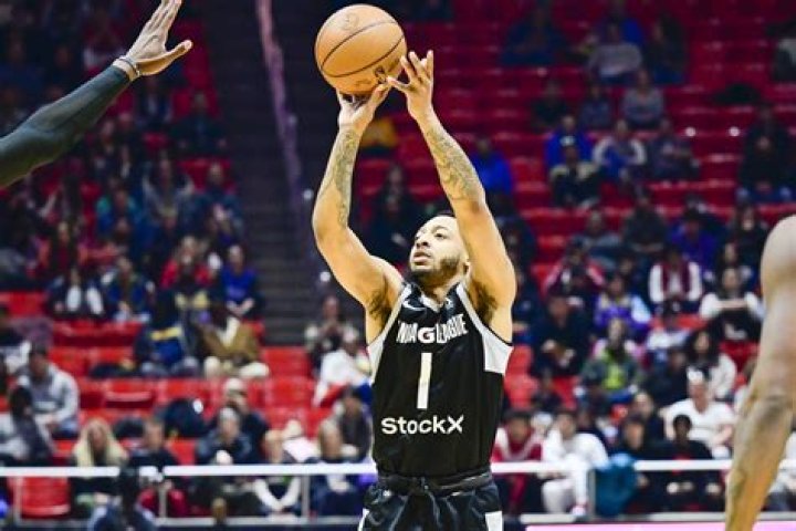 Discover The Unsung Heroes Behind Carlik Jones' Success