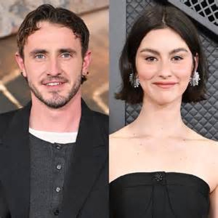 Discovering Gracie Abrams' Boyfriend: A Deep Dive Into Her Romantic Life