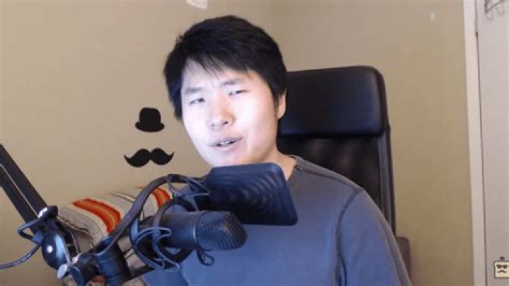 Disguised Toast banned on Twitch after watching video with slur in it
