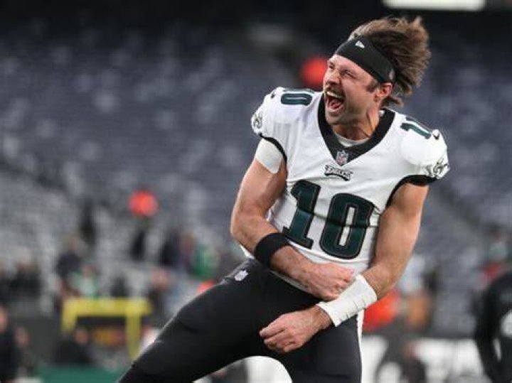 Does Gardner Minshew have a girlfriend?